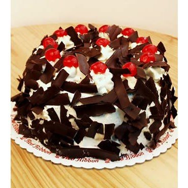 5 Star Black Forest Cake (1 Kg)(The Taj / Radisson blu / JW marriot / Any other equivalent to 5-Star Bakery)
 Serves 4-6 People
 Fresh Ingredients used