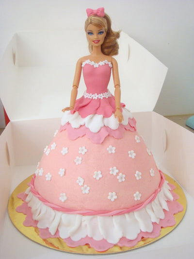 Gorgeous Doll cake. Weight 3.5 KG.